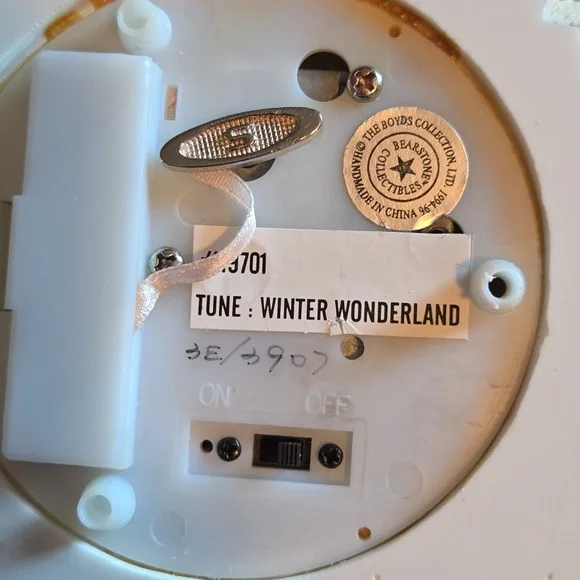 Boyds Bearly Built Snowglobe - Picture 7 of 9